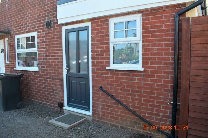 Studio To Rent In Arbury Road, Nuneaton, Warwickshire, CV10