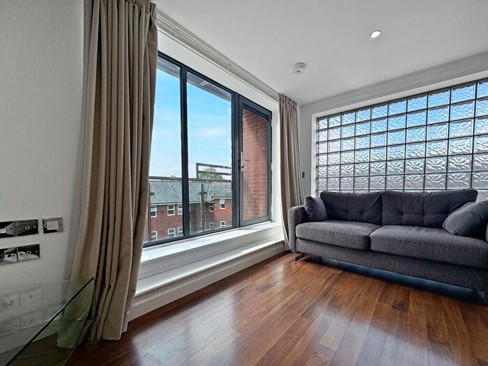 1 Bedroom Apartment To Rent In Victoria Street, Victoria House, S3