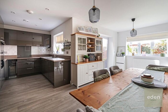 3 Bedroom Terraced House For Sale In Adams Lane, Snodland, ME6