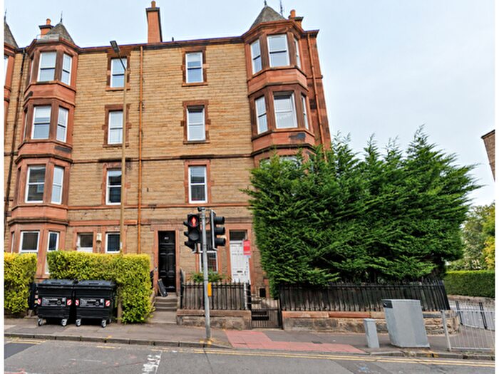 3 Bedroom Flat To Rent In Dalkeith Road, Edinburgh, EH16