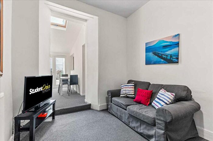 4 Bedroom Terraced House To Rent In Plym Street, Plymouth, PL4