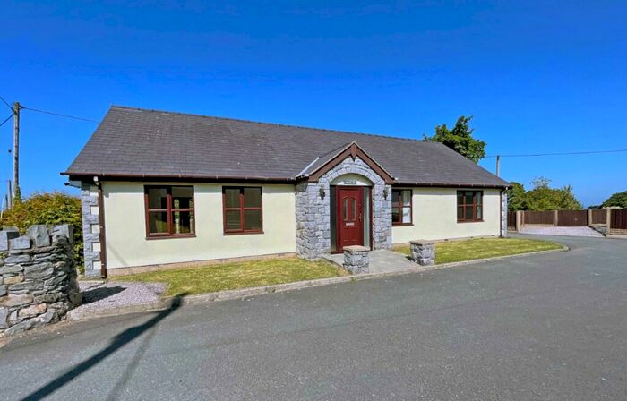 3 Bedroom Bungalow For Sale In Trem Yr Eifl, Rhostryfan, Caernarfon, Gwynedd, LL54