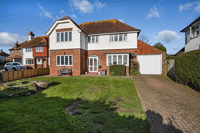 3 Bedroom Detached House For Sale In Bramber Road, Seaford, BN25