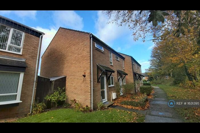 2 Bedroom End Of Terrace House To Rent In Chapel Wood, Longfield, DA3