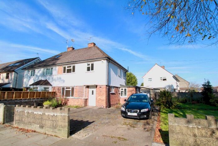 3 Bedroom Semi-Detached House To Rent In River View, Cardiff(City), CF14