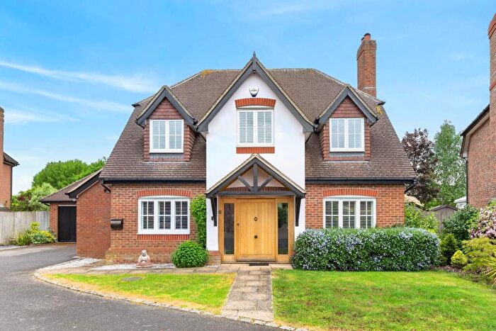 5 Bedroom Detached House For Sale In Blackmore Gate, Buckland, HP22
