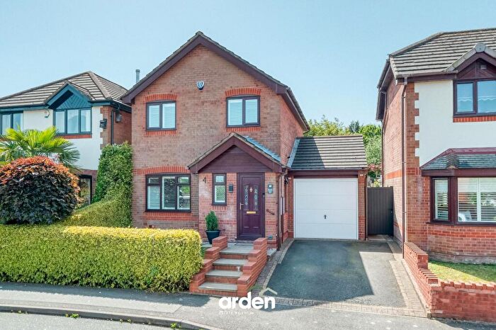 3 Bedroom Detached House For Sale In Bishops Gate, Birmingham, B31