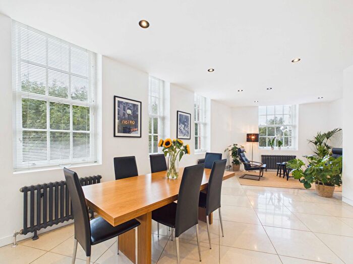 1 Bedroom Flat For Sale In Jam Factory, Green Walk, London, SE1