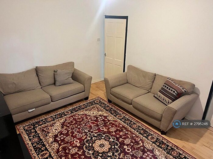 2 Bedroom Flat To Rent In George Street, Birtley, Chester Le Street, DH3