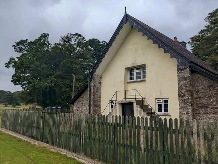 3 Bedroom Detached House To Rent In , PL22