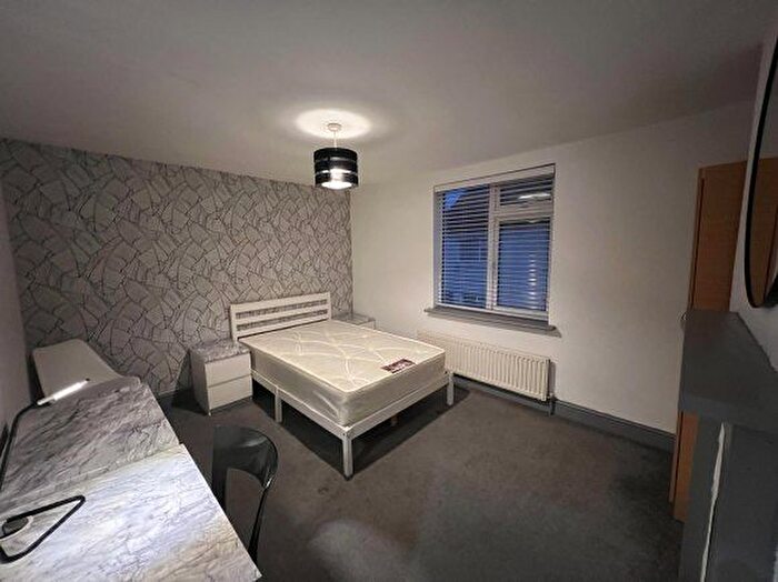 4 Bedroom Detached House To Rent In Saunders Street, Gillingham, Medway, ME7