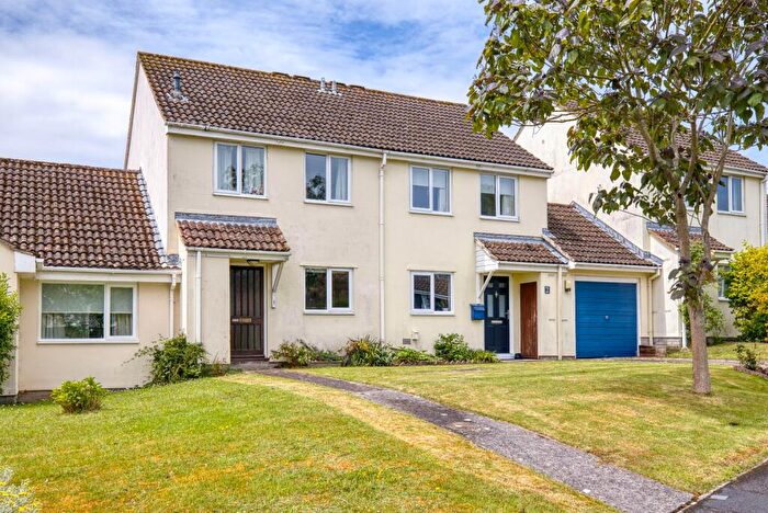 3 Bedroom Terraced House For Sale In / Bedroom - Central Wedmore, BS28