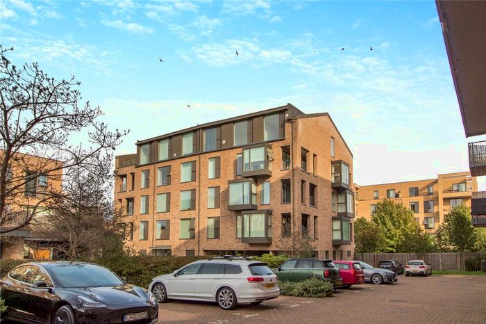 3 Bedroom Flat To Rent In The Caldwell Building, Lime Avenue, Trumpington, Cambridge, CB2