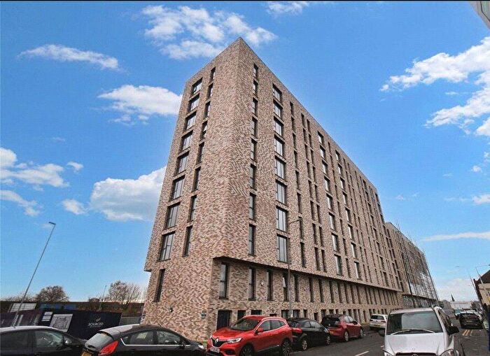 3 Bedroom Apartment To Rent In Regent Plaza, Block B, Oldfield Street, Salford, M5