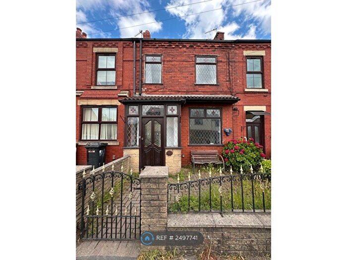 3 Bedroom Terraced House To Rent In Warrington Road, Abram, Wigan, WN2