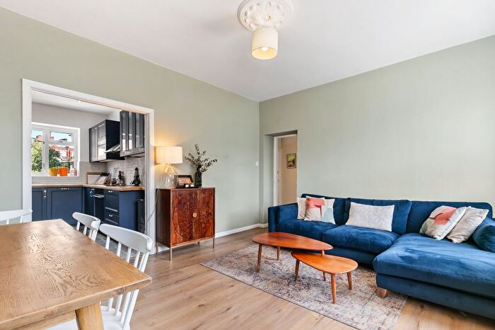 2 Bedroom Flat To Rent In Liverpool Road, Islington Central, N1