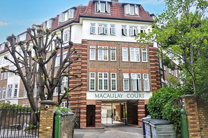 2 Bedroom Flat For Sale In Macaulay Road, London, SW4