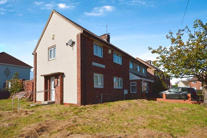 3 Bedroom Semi-Detached House For Sale In Brierley Road, Blyth, NE24