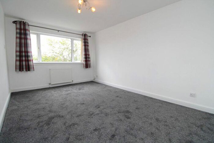 1 Bedroom Flat To Rent In Oak Avenue, East Kilbride, G75
