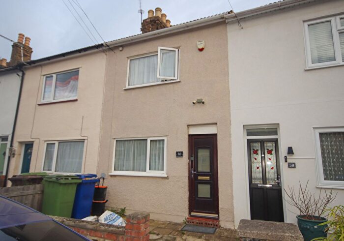 3 Bedroom Terraced House For Sale In Goodnestone Road, Sittingbourne, ME10
