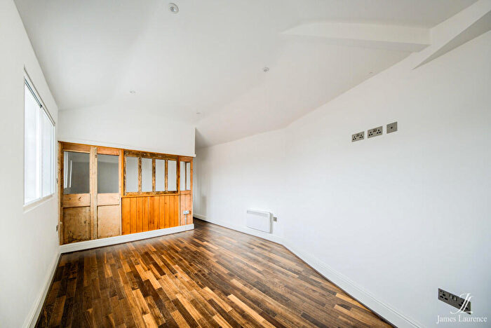 2 Bedroom Apartment To Rent In Reliance Works, Kenyon Street, Jewellery Quarter, B3