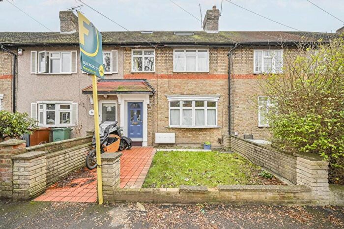 4 Bedroom Terraced House For Sale In Penrhyn Avenue, Lloyd Park, London, E17