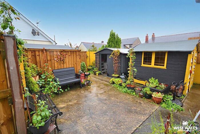 2 Bedroom Detached Bungalow For Sale In Crug Yr Efydd, Crymych, SA41