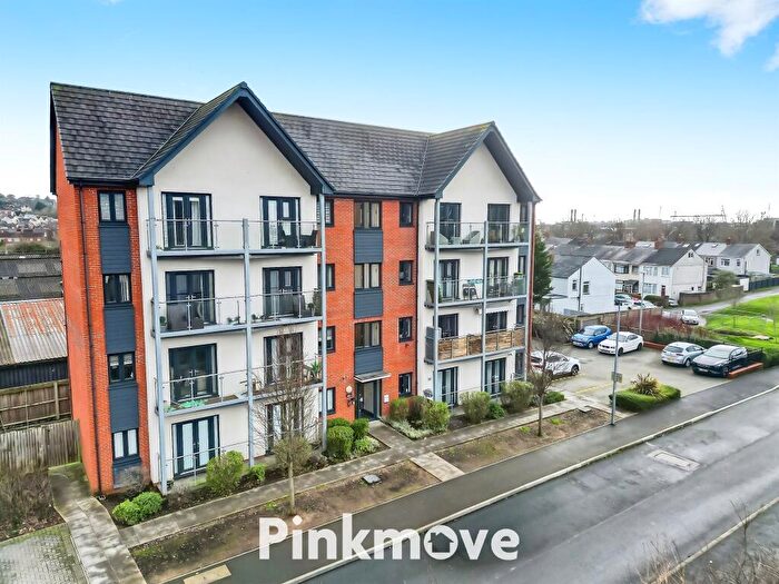 2 Bedroom Apartment For Sale In Riverbank Avenue, Newport, NP19