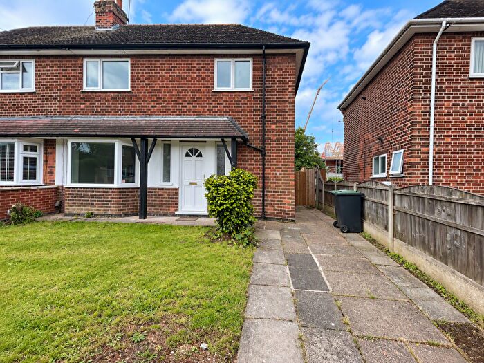 3 Bedroom Semi Detached House To Rent In Scrivelsby Gardens, Chilwell, NG9