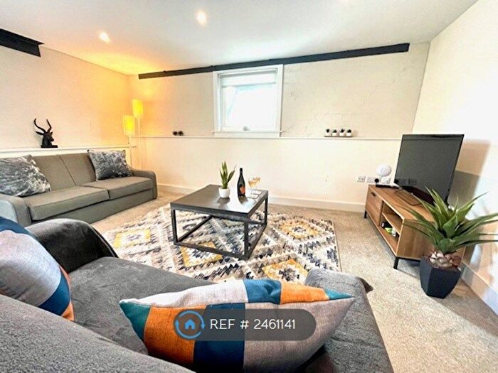 2 Bedroom Flat To Rent In Southmill Road, Bishop's Stortford, CM23