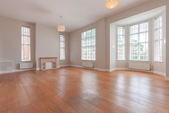 2 Bedroom Apartment To Rent In The Garden Quarter, Bicester, OX27