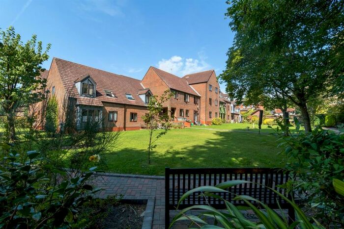 1 Bedroom Flat To Rent In Rufus Court, Gosport, Lyndhurst, SO43