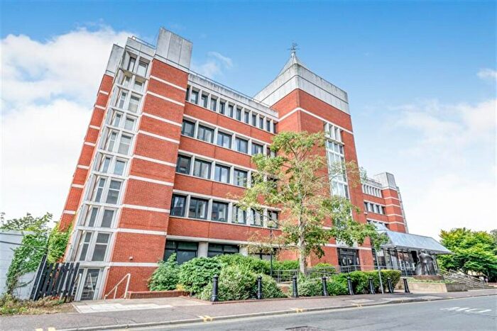 2 Bedroom Flat To Rent In Bedroom Property In Surrey Street, Norwich, NR1