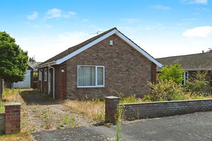 2 Bedroom Bungalow For Sale In Hillman Close, Bracebridge Heath, Lincoln, Lincolnshire, LN4