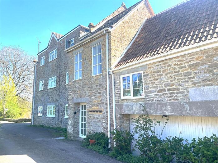 2 Bedroom House To Rent In Grove Road, Burton Bradstock, DT6