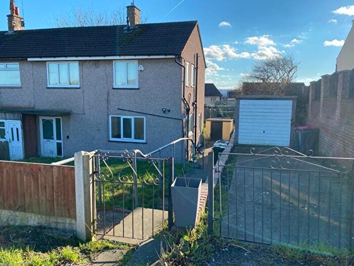 3 Bedroom Semi-Detached House To Rent In Kilnhurst Road, Rawmarsh, Rotherham, South Yorkshire, S62