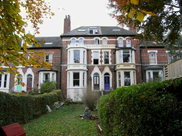 1 Bedroom Flat To Rent In Flat, Brookfield Road, Meanwood, Leeds, LS6