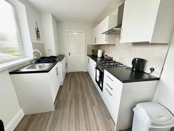 3 Bedroom Flat To Rent In Station Lane, Birtley, Chester Le Street, DH3