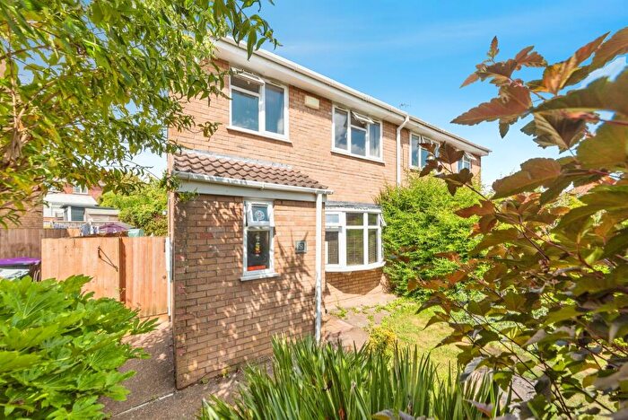 3 Bedroom House To Rent In Second Avenue, Grantham, NG31