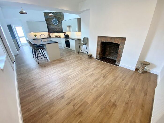 3 Bedroom Semi-Detached House For Sale In Bryn Road, Clydach, Swansea, City And County Of Swansea., SA6