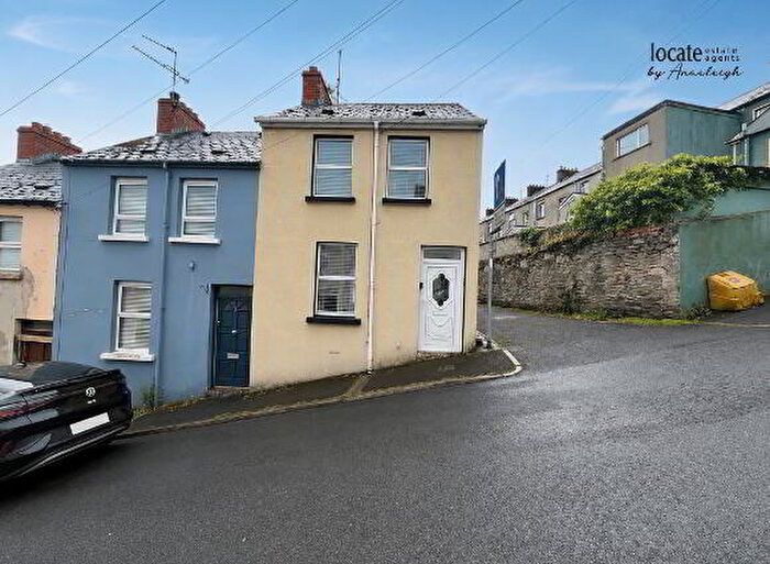 3 Bedroom End Of Terrace House For Sale In Limewood Street, Derry, BT48