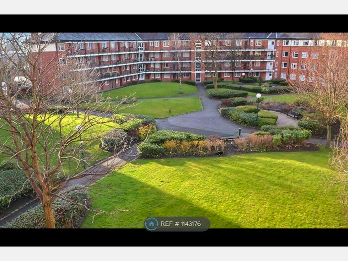 2 Bedroom Flat To Rent In Redmires Court, Salford, M5