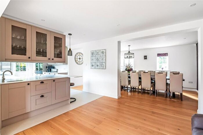 3 Bedroom Detached House For Sale In Woodroyd Avenue, Horley, RH6