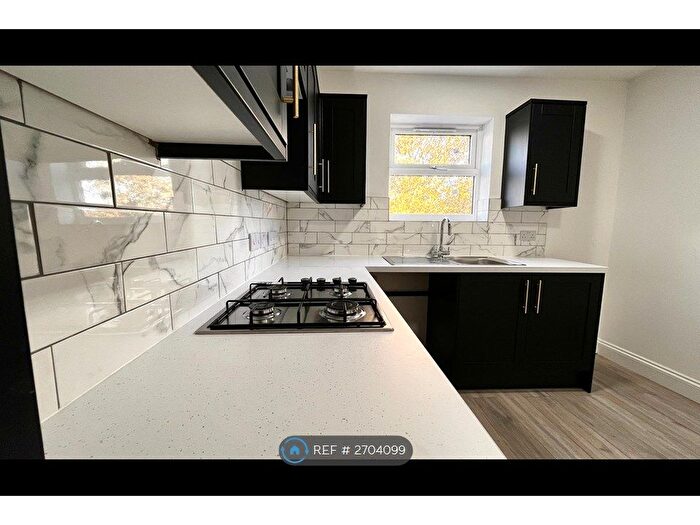 3 Bedroom Flat To Rent In Hartley Road, Croydon, CR0