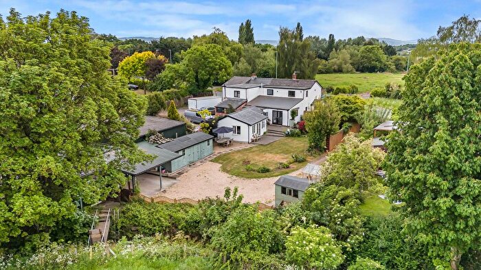 3 Bedroom Semi-Detached House For Sale In Gloucester Road, Staverton, Cheltenham, Gloucestershire, GL51