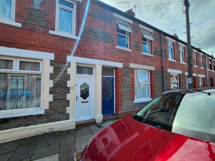 4 Bedroom Terraced House To Rent In Talygar. Street, Cardiff, CF14