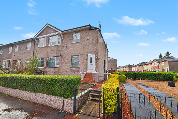 3 Bedroom Flat For Sale In Tweedsmuir Road, Cardonald, Glasgow, G52