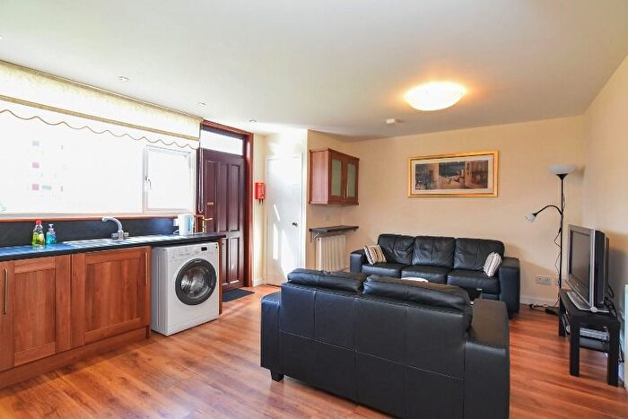 4 Bedroom Terraced House To Rent In Seamount Road, City Centre, Aberdeen, AB25