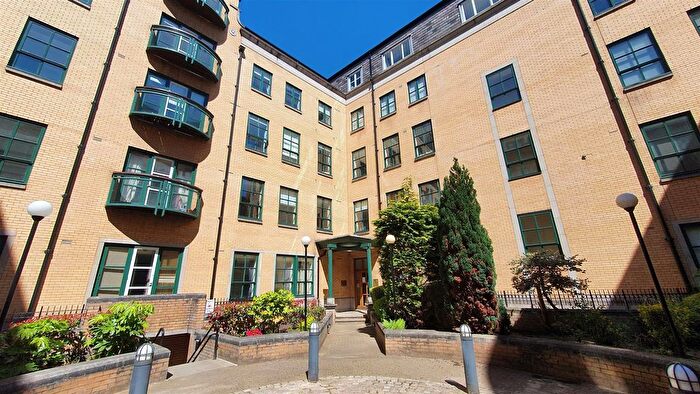 1 Bedroom Flat To Rent In Bombay House, Whitworth St, M1