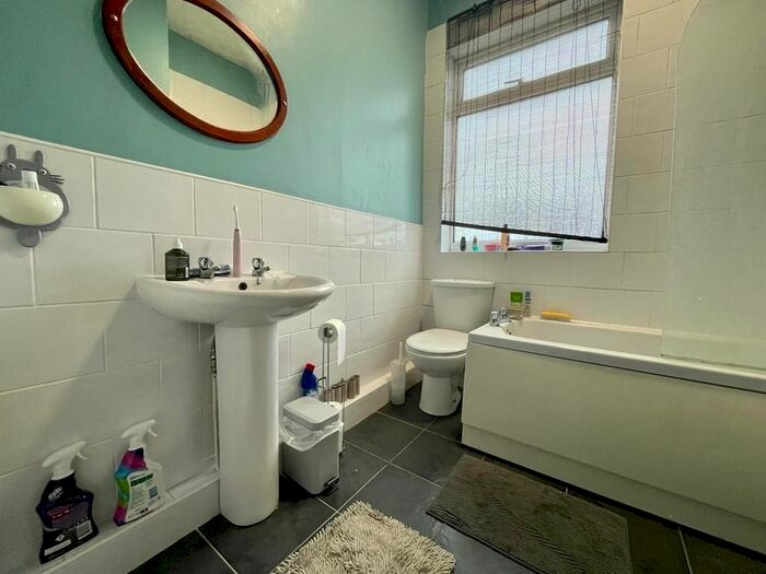 2 Bedroom Terraced House To Rent In Scott Street, York, YO23